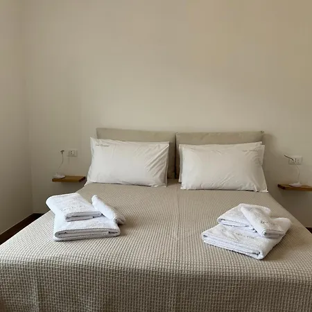 Casa Candida, Dina Calice Ligure